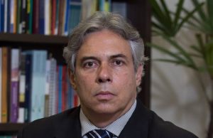 URGENTE: Mandetta demitido; Nelson Teich assume Ministério da Saúde