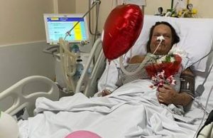 Internada na UTI há 4 meses, paciente comemora aniversário no HNSC, em Tubarão