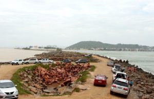 Praias, praças e pontos turísticos de Laguna serão fechados nos fins de semana para evitar aglomeração