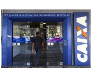 Agências da Caixa passam a funcionar das 8 às 13h