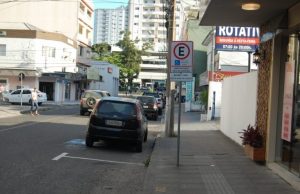 Retomada das cobranças no estacionamento rotativo de Tubarão é transferida para 17/08