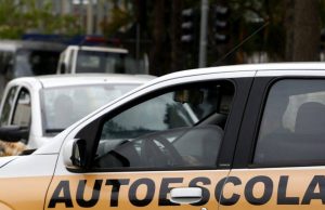 Em Tubarão, novo decreto libera aulas presenciais teóricas e práticas em autoescolas