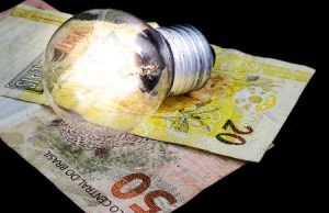 Conta de luz da Celesc aumentará 8% a partir de 22 de agosto