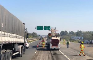 Obras na BR-101 exigem atenção dos motoristas no Sul de SC