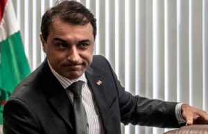 TJ suspende tramitação do processo de impeachment contra Moisés
