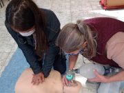 Equipe de enfermagem que atuará na UTI do hospital de Imbituba passa por treinamento