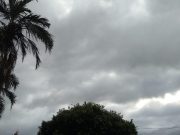 Tempo nublado e temperatura amena devem predominar na região nesta terça-feira