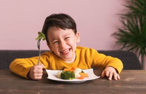 Coluna Elisama Esmeraldino: A importância da alimentação na vida das crianças