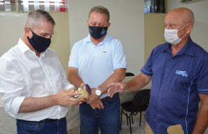 Prefeito Joares e secretário de Estado da Agricultura debatem projetos para Tubarão
