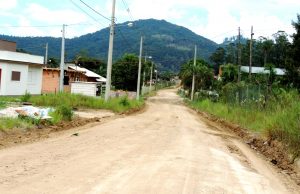 6 bairros de Tubarão recebem melhorias nas estradas e obras de infraestrutura
