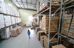 Mais 70 mil doses de vacina contra a covid-19 são enviadas aos municípios de SC