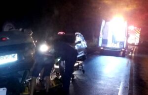 Motorista fica ferido após capotamento na SC-435, em Armazém