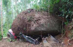 Trabalhador tem perna esmagada por pedra em Braço do Norte