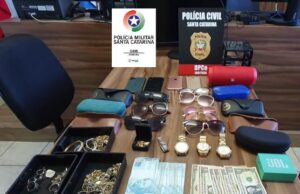 Suspeitos de furtos em Imbituba são presos na Grande Florianópolis