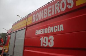 Motorista bêbado causa acidente, em Tubarão, após avançar no sinal vermelho.