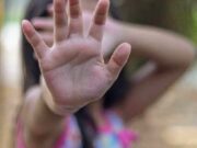 Um idoso de 73 anos foi preso suspeito de ter abusado sexualmente de uma criança