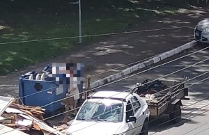 MUNICÍPIO IDENTIFICA AUTOR DE DESCARTE IRREGULAR DE ENTULHO EM VIA PÚBLICA E ACIONA POLÍCIA CIVIL