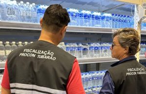 PROCON ORIENTA 29 MERCADOS E DISTRIBUIDORAS DE ÁGUA SOBRE AUMENTO INJUSTIFICÁVEL DE PREÇOS DOS PRODUTOS DEVIDO ENCHENTES NO RIO GRANDE DO SUL