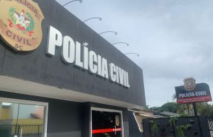 DPCAMI DE ARARANGUÁ PRENDE HOMEM POR DESCUMPRIMENTO DE MEDIDA PROTETIVA E AMEAÇA