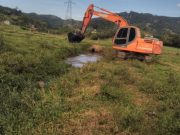 Força-tarefa realiza limpeza em valas e vistoria comportas do Rio Tubarão