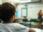 STF suspende lei de Tubarão que proibia ensino sobre identidade de gênero nas escolas