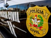 Venezuelano que descumpriu diversas medidas protetivas contra a ex-mulher é preso em Araranguá