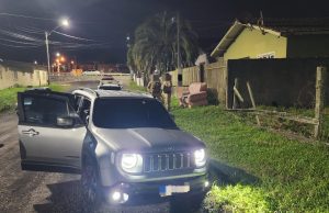 Casal é preso com quase meia tonelada de maconha após fuga em rodovia