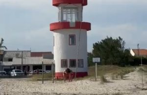GUARDA-VIDAS DENUNCIAM ABANDONO NA PRAIA DE JAGUARUNA, “ESTAMOS SEM SEGURANÇA”