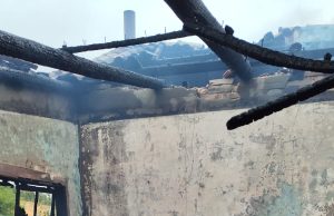 Incêndio destrói residência de madeira em Urussanga na noite de Natal