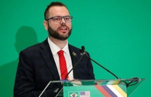 TSE retoma o julgamento que pode cassar o senador Jorge Seif
