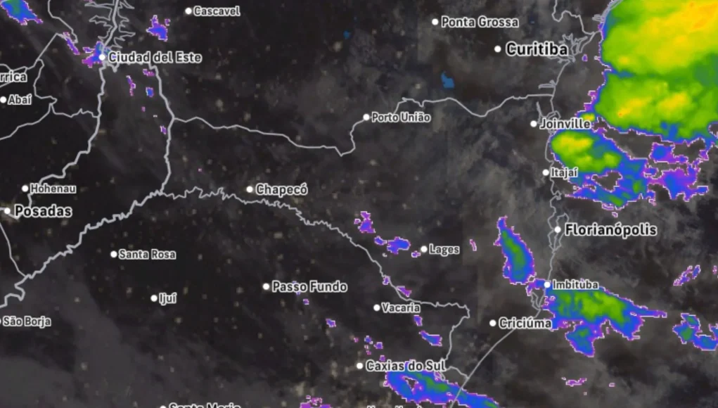 Ciclone e frente fria trazem semana de temporais para Santa Catarina