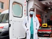 Prefeitura de Tubarão oferece transporte gratuito para pacientes com consultas e exames fora do município; veja como agendar