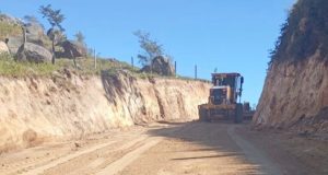 Secretaria de Agricultura de Tubarão conclui obras na Rua Otacílio Silvano e melhora trafegabilidade entre Madre, Mato Alto e Congonhas