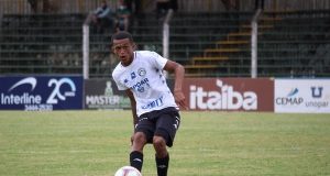 De reprovado no Tubarão à Copa do Mundo: a história de Wesley, revelado no Sul de SC antes do Flamengo