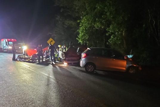 Adolescente é Reanimado após Capotamento na SC-390 em Tubarão: Acidente Grave com Quatro Feridos