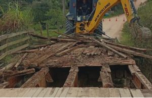 Secretaria de Agricultura inicia reforma da Ponte da Jararaca em Tubarão