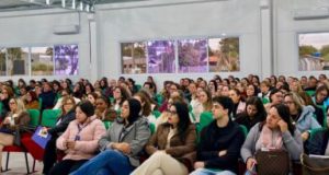 Capacitação reúne 250 profissionais para fortalecer proteção a crianças e adolescentes em Tubarão