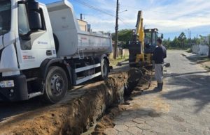 Infraestrutura avança: Tubarão implanta nova rede de drenagem na Rua Alvim Rosendo Fogaça