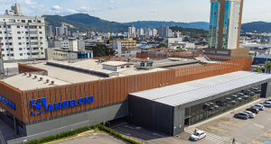 Angeloni em Tubarão reinaugura loja após revitalização