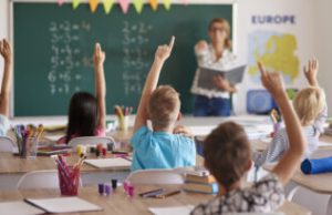 Tubarão Abre Chamada Presencial para Vagas na Educação Amanhã