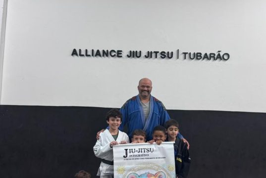 JIU-JITSU INCLUSIVO EM TUBARÃO