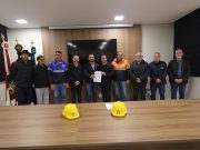 Tubarão autoriza R$ 2 milhões em obras de pavimentação e nova ponte