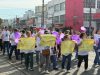 Assistência Social promove caminhada no Centro de Tubarão contra violência à mulher Fotos: Kélen Bardini / Vinícius Duarte – PMT