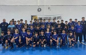Equipes de handebol de Tubarão ganham experiência em amistosos na região Fotos: Divulgação