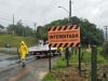 Obras na Estrada Geral da Barra do Norte têm início e via é interditada em Tubarão Fotos: PMT/Divulgação