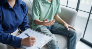 Mutirão reduz fila de Psicologia no SUS em Tubarão Foto: Canva