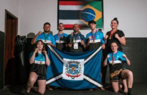 Atletas de Tubarão Conquistam Títulos no Campeonato Catarinense de Muay Thai Fotos: Divulgação