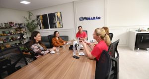 Prefeito recebe nova coordenadora de Medicina da UniSul em Tubarão Fotos: Vinicius Duarte/GeCom/PMT