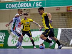 Tubarão vira sobre o Concórdia e conquista vitória no futsal catarinense Concórdia x Tubarão — Foto: Saur Fotografias, Tubarão Futsal, Divulgação